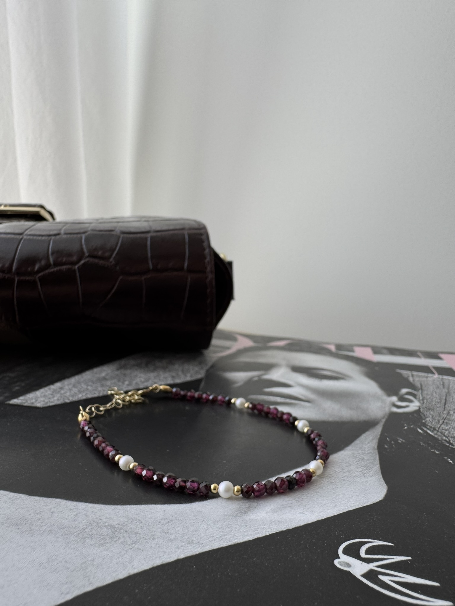 Bransoletka Golden Garnet Charm - obrazek 2